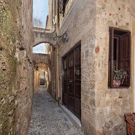 Апартаменти Astero